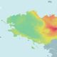 L’indice ATMO : indicateur journalier de la qualité de l’air pour les agglomérations de plus de 100 000 habitants, à partir des concentrations dans l’air de quatre polluants réglementaires : dioxyde de soufre (SO2), dioxyde d’azote (NO2), ozone (O3) et particules de diamètre inférieur à 10 µm (PM10).