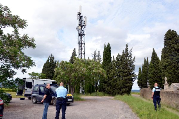 Un homme de 52 ans a été condamné vendredi 19 mars à Valence (Drôme) à trois ans d'emprisonnement, dont deux avec sursis, pour avoir incendié en début d'année des installations de l'opérateur Orange dans le département. Image d'archives. 
