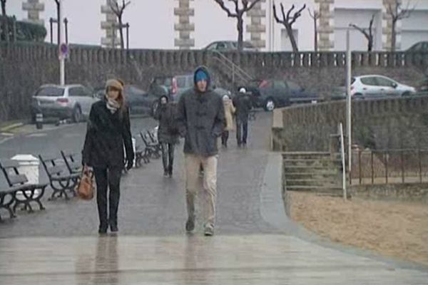 Les rues de Biarritz, hier, sous la neige. 