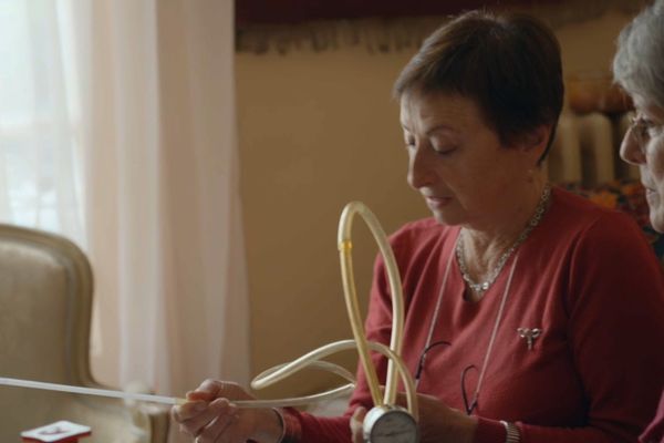 Annie Chemla et son amie Brigitte utilisaient un appareil médical prêté par un docteur pour réaliser des avortements clandestin