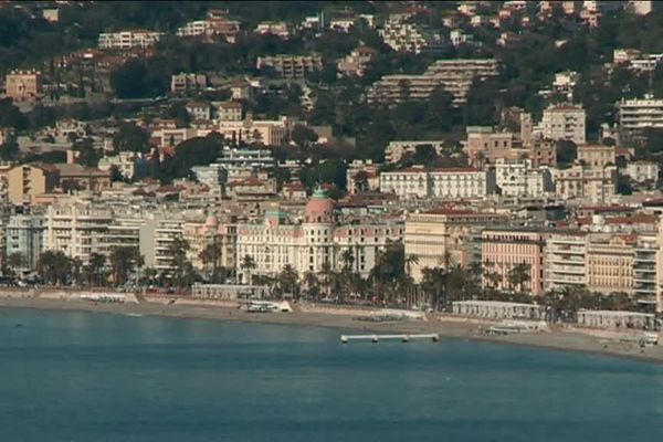 Nice est devenue la première grande ville de France à prévoir un contingent d'emplois réservés aux enfants de Harkis.