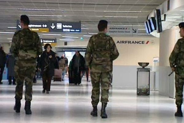 Particulièrement objets de toute la vigilance, les lieux de transit comme l'aéroport de Toulouse-Blagnac. 