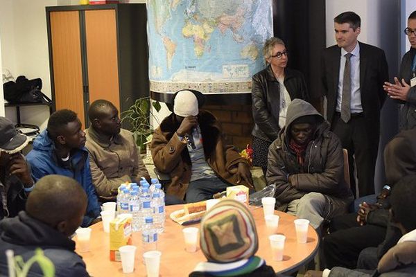 Les migrants accueillis lors de leur arrivée à Toulouse