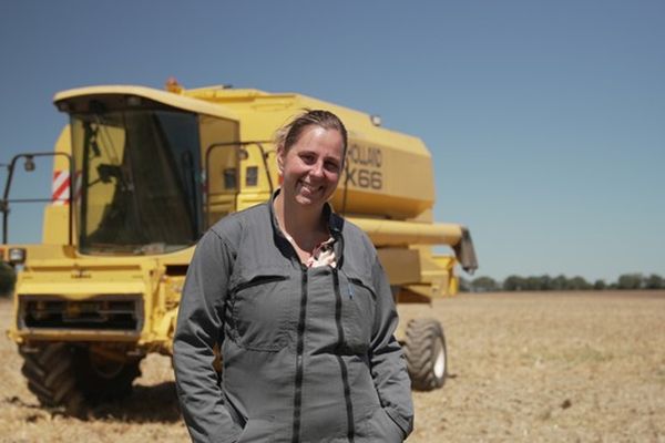 En Mayenne, un tiers des exploitations agricoles sont tenues par des femmes. Et c'est dans ce département que vient de voir le jour le tout premier réseau professionnel Terre de femmes, dédié aux femmes agricultrices.