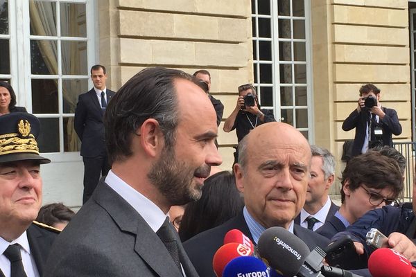 Les deux hommes heureux de se retrouver à Bordeaux