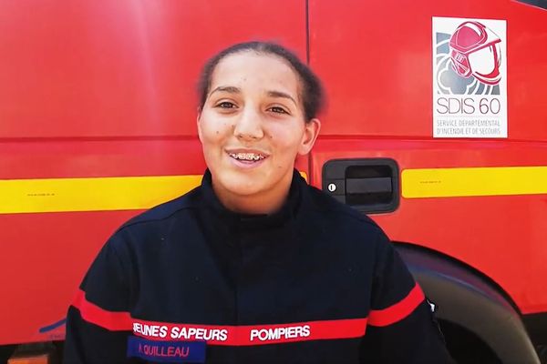 Alicia, jeune sapeur-pompier du Sdis de l'Oise, en août 2022.