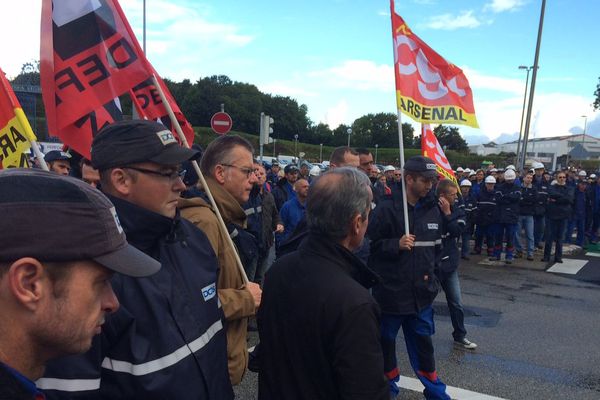 350 salariés de DCNS réunis ce matin.