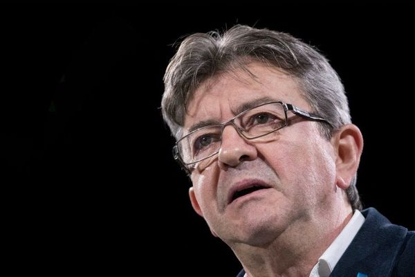 Vendredi 23 novembre, Jean-Luc Mélenchon, le leader de la France  Insoumise, sera en Lorraine. Il participera à une marche qui partira de Hayange pour se terminer devant le site Arcelor Mittal de Florange.