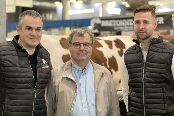 Cédric Henriet, Jean-Paul Brun et Férréol Roche de Coopex Montbéliarde au SIA 2022