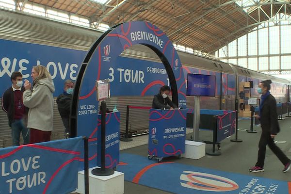 "We love 2023 Tour", le train promotionnel de la Coupe du Monde de Rugby