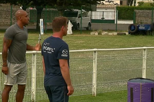 Tom Varndell à l'entraînement avec le SA XV