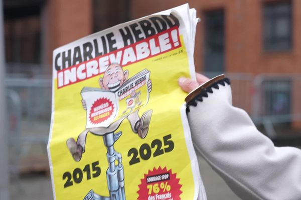 La couverture du numéro de Charlie Hebdo publié le 7 janvier 2025. "Increvable"