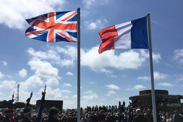 Cérémonie d'hommage à Noirmoutier aux 4000 victimes du Lancastria de 1940