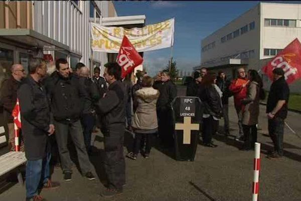 Les 48 salariés de Promens se sont mis en grève. Ils rencontreront les élus en fin de semaine.