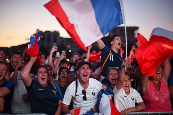 La liesse après la victoire des Bleus à Montpellier.