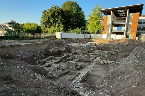 Les fouilles archéologiques au lycée Clément Marot de Cahors sont terminées