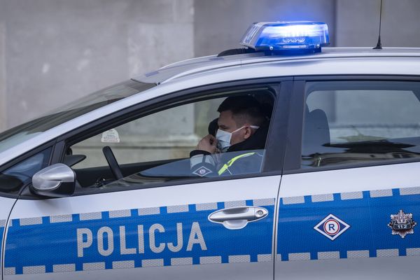 Romain Cadière s'est fait arrêté samedi 15 mai à Varsovie en Pologne alors qu'il était au centre commercial avec sa fille et son ex-compagne.  