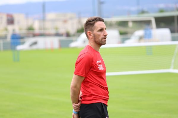 Sébastien Bichard n'est plus l'entraîneur du Clermont Foot.