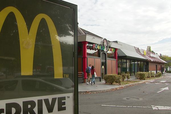 Un nouveau Mac Donald's à Poitiers.