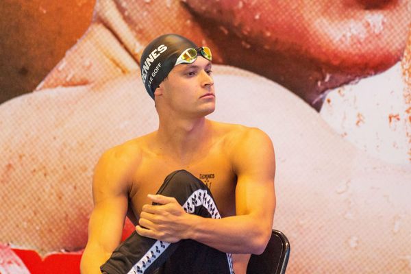 Yann Le Goff lors des Championnats de France de Natation à Rennes le mardi 13 juin 2023 .