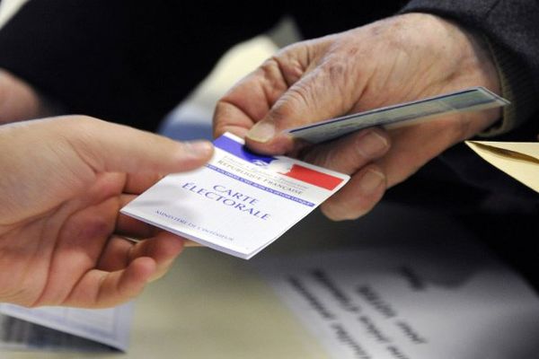 Les élections régionales auront lieu les 6 et 13 décembre 2015