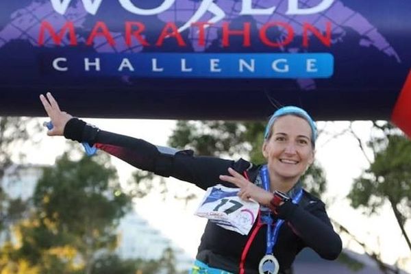 7 marathons en 7 jours sur 7 continents, Emma Dumont Clair est allée au bout du World Marathon Challenge.