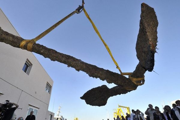 L'ancre du Grand Saint-Antoine, le bateau qui amena la peste à Marseille