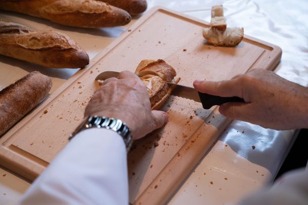 Baguette Box, le spécialiste de la livraison de pain frais à domicile, est la première société à entrer dans la nouvelle bourse en ligne Europa.