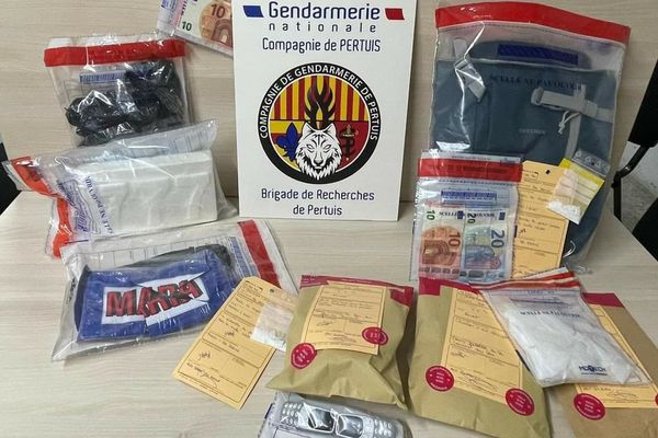 Sept personnes arrêtées, 1kg de cocaïne saisie et une arme de poing, un vaste coup de filet dans le Vaucluse à Pertuis.