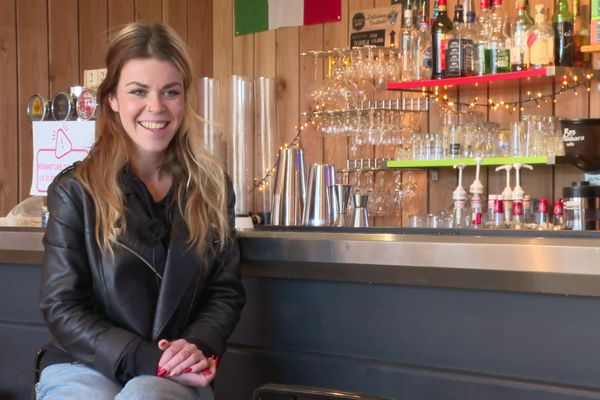 Maëlle Laouel, 27 ans, a du fermer son épicerie-bar le 31 décembre 2023 face au coût de l'énergie. Elle raconte sa nouvelle vie.