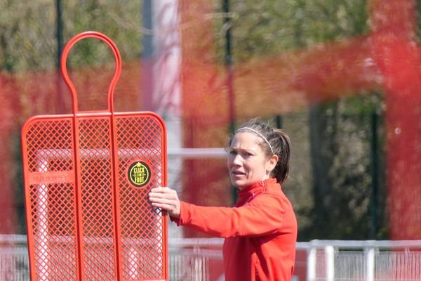 Elise Bussaglia, mercredi 27 mars au stade des Poussots, Dijon.