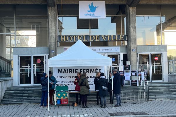 La mairie de Schiltigheim reste fermée au public toute la journeé.