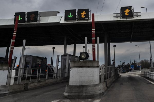 Autoroute gratuite sur une partie de l'A16 suite aux inondations qui frappent le Pas-de-Calais.