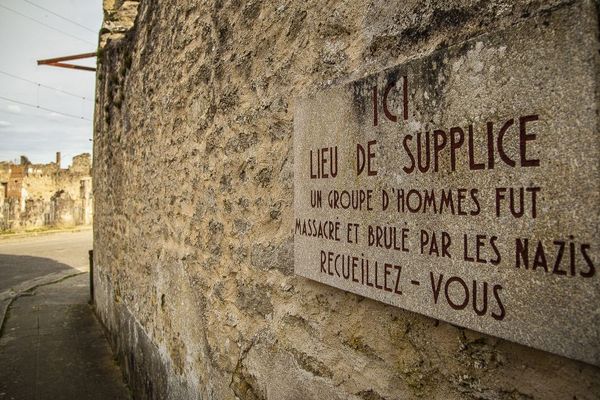 Le massacre d'Oradour-sur-Glane, point culminant des violences commises par les hommes d ela Das Reich en juin 1944. 