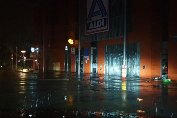 Le magasin Aldi de Montauban a été pillé dans la nuit du 29 juin.