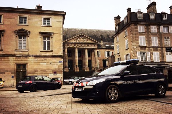 Le tribunal de Poitiers.