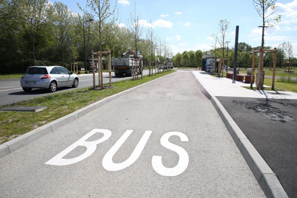 A Amiens, une voie de bus aménagée pour l'accueil du nouveau BHNS - Photo d'illustration