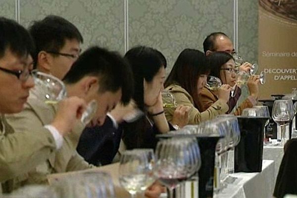 Les vignerons bourguignons ont mené une opération de promotion dans 4 grandes villes chinoises du 24 octobre au 3 novembre 2012. 