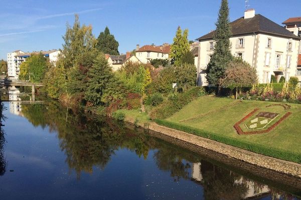 Désormais il est interdit de se promener sur les bords de la Jordanne à Aurillac comme le long des cours d'eau dans le Cantal.