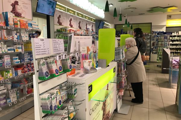 Les pharmacies vaccinent contre le covid-19