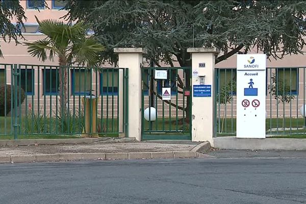 Laboratoire Sanofi de Neuville sur Saône le 8 novembre 2017