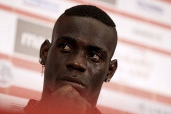 Les grands débuts de Mario Balotelli avec Nice contre Marseille, dimanche en clôture.