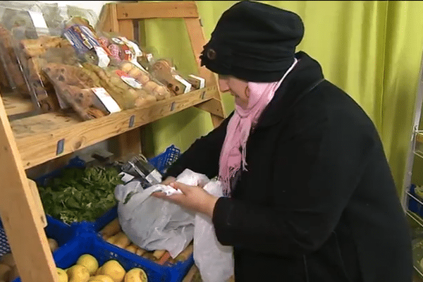 Un nouveau réfrigérateur de 1 476 litres est nécessaire pour stocker les produits frais de l'épicerie solidaire. 