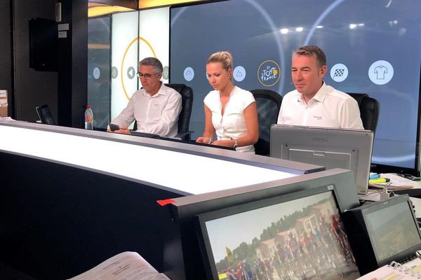 Laurent Jalabert, Marion Rousse et Alexandre Pasteur font partie de l'équipe des commentateurs du Tour de France.