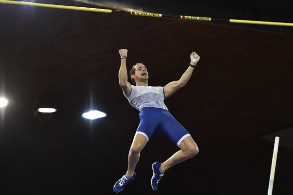 Le Charentais a remporté le concours de perche ex aequo avec l'Américain Sam Kendricks, ce jeudi soir à Zurich.