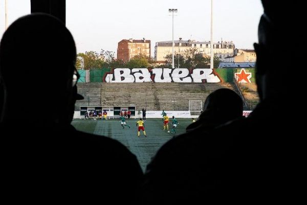 Des supporters du Red Star lors d'un match contre Lyon Duchere le 4 mai 2018 à Saint-Ouen.