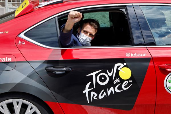 15 juillet 2021 : Emmanuel Macron, le président dela République, en visite sur le Tour de France.