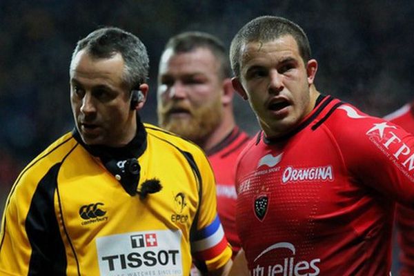 Le talonneur du Rugby Club Toulonnais Anthony Étrillard (à droite).