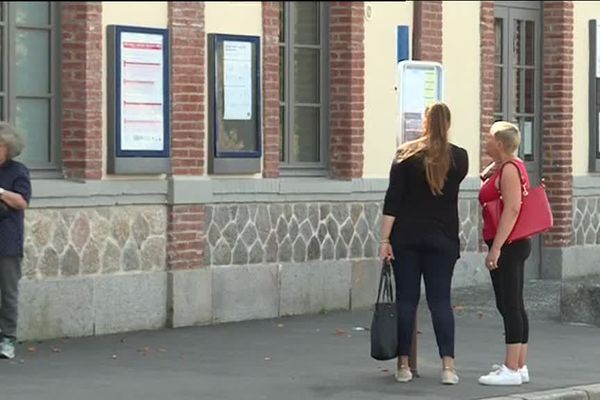 Désormais, la gare de Pontorson n'est ouverte que durant les trois mois d'été