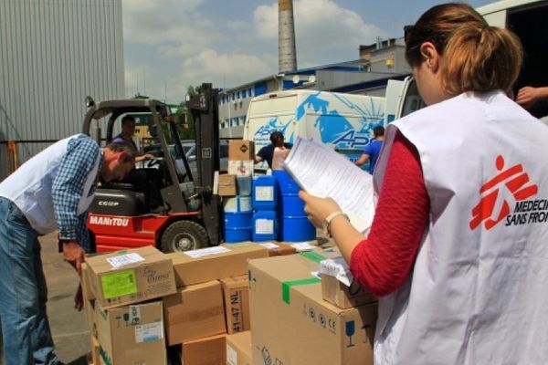 Médecins sans frontières logistique à Mérignac / Illustration